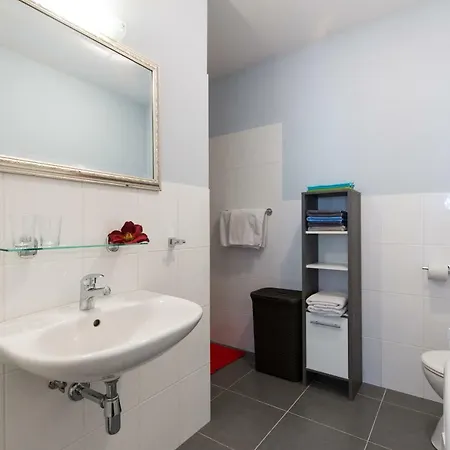 Apartment Kyra